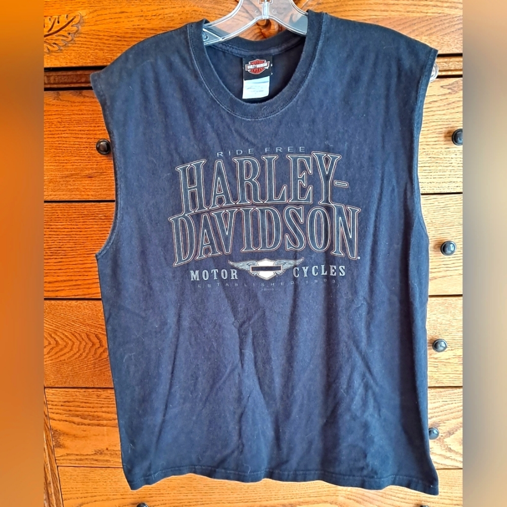Harley Davidson sleeveless shirt
